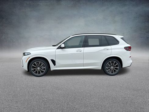 New 2026 BMW X5 xDrive40i w/ M Sport Package AWD/4WD image 5