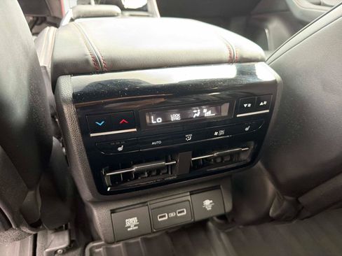 Used 2022 Acura MDX Type S AWD/4WD image 16