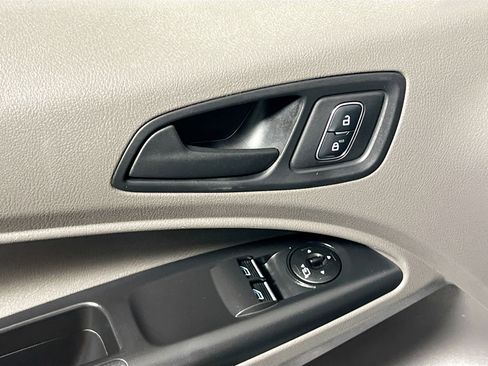 Used 2022 Ford Transit Connect XL image 16