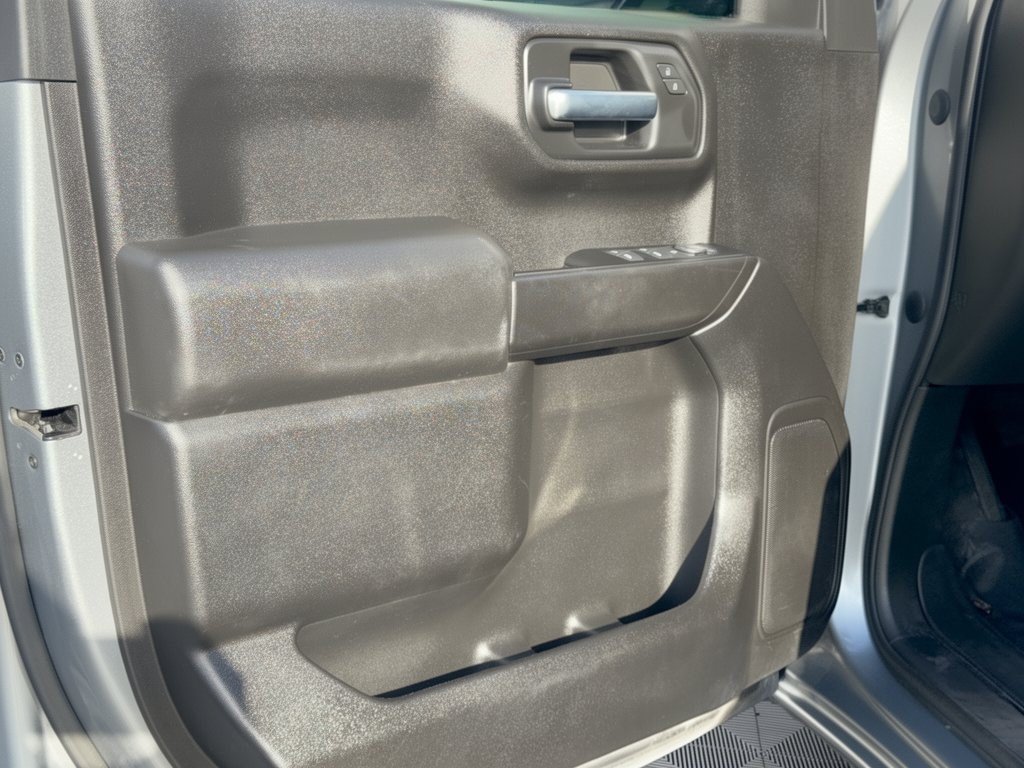 Used 2023 Chevrolet Silverado 1500 Custom RWD image 14