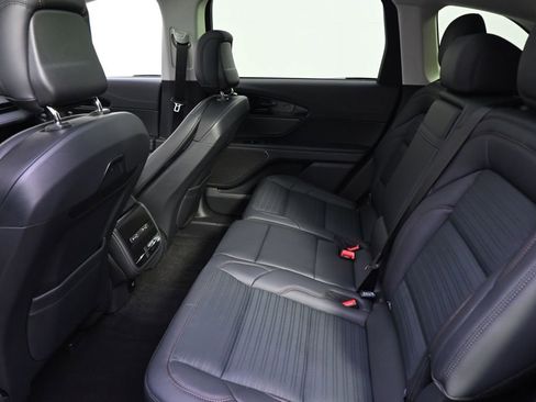 New 2026 Lincoln Nautilus Reserve AWD/4WD image 21