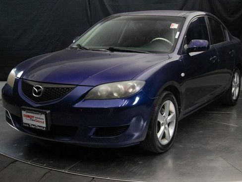 Used 2005 MAZDA MAZDA3 I w/ Pwr & 16" Alloy Wheel Pkg image 6