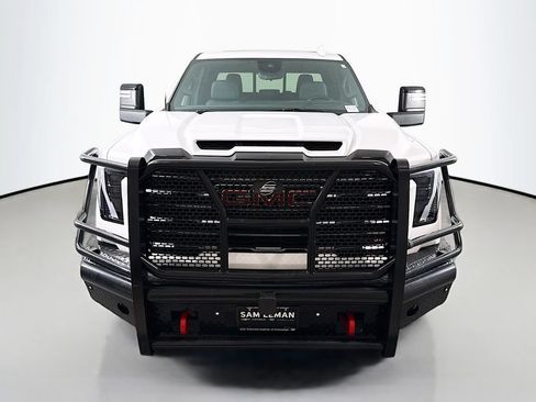 Used 2024 GMC Sierra 2500 AT4 w/ AT4 Premium Plus Package AWD/4WD image 2