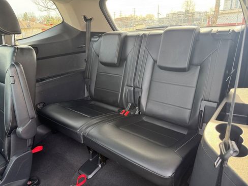 Used 2022 Volkswagen Atlas SEL R-Line image 27