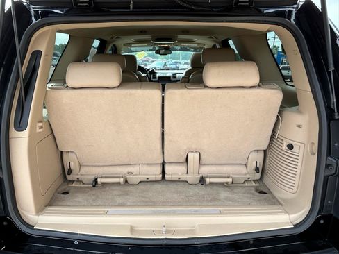 Used 2009 Cadillac Escalade AWD image 18