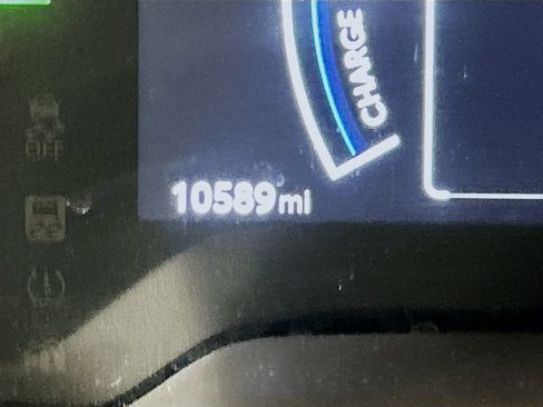 Used 2026 Toyota Corolla LE FWD image 10