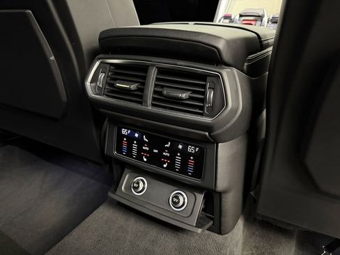 Used 2021 Lamborghini Urus image 55