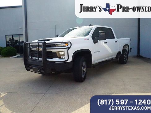 Used 2024 Chevrolet Silverado 2500 Custom w/ Custom Value Package AWD/4WD image 1