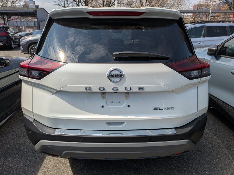 Used 2021 Nissan Rogue SL AWD/4WD image 5