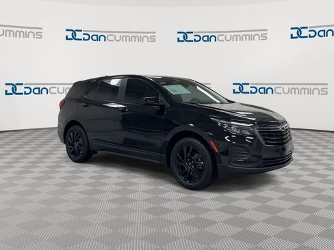 Used 2024 Chevrolet Equinox LS w/ Midnight Edition AWD/4WD image 2