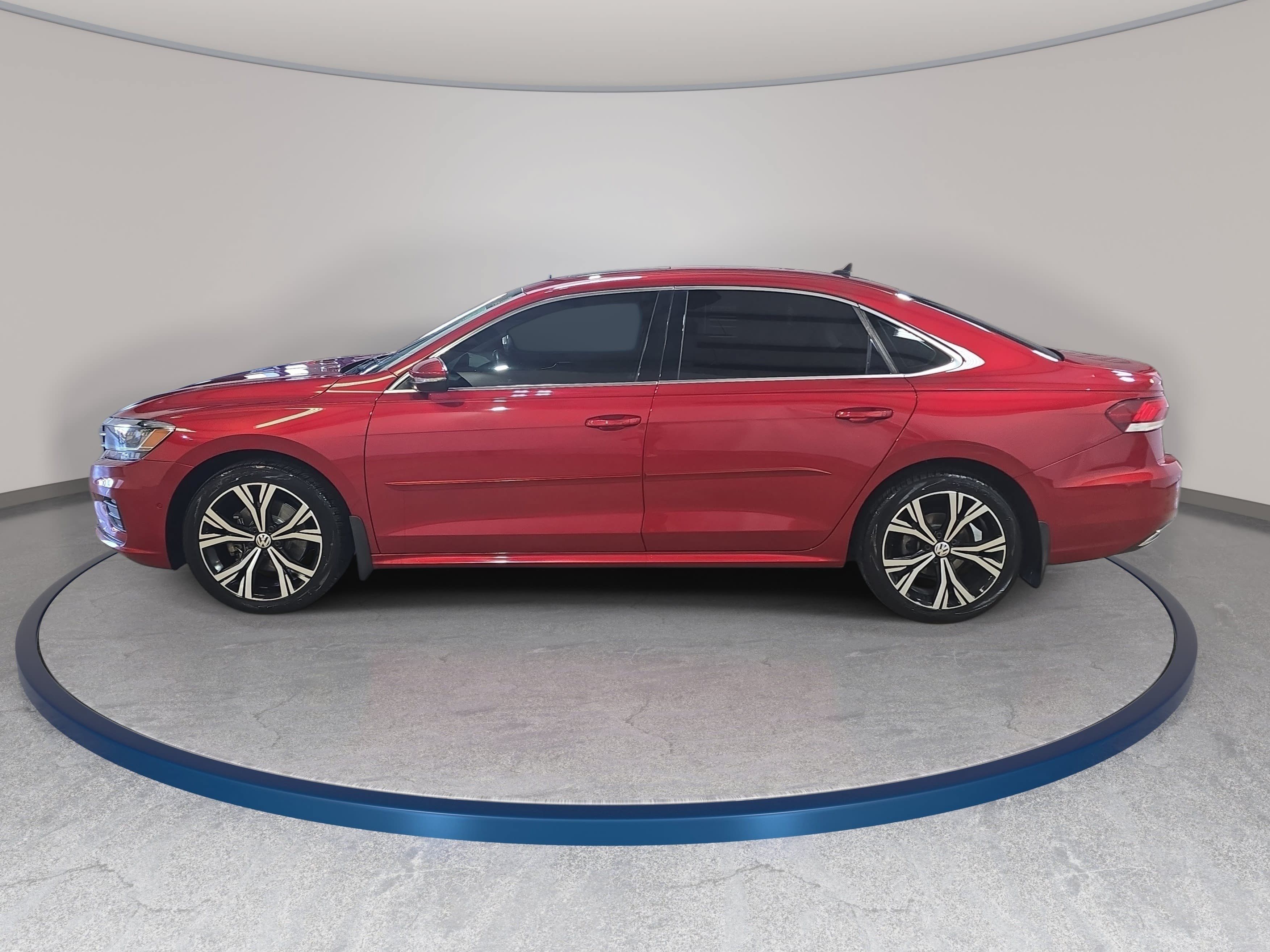 Used 2020 Volkswagen Passat 2.0T SEL FWD image 9