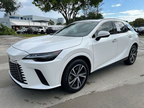Certified 2024 Lexus RX 350h w/ Accessory Package (Z1) image 3