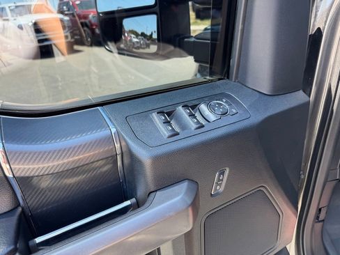 Used 2020 Ford F150 XLT w/ Equipment Group 302A Luxury AWD/4WD image 15
