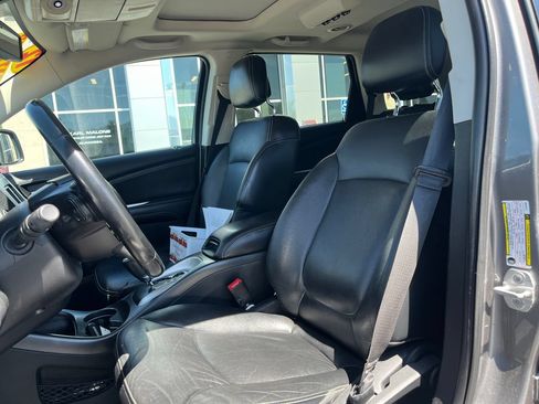 Used 2012 Dodge Journey Crew w/ Flexible Seating Group AWD/4WD image 9