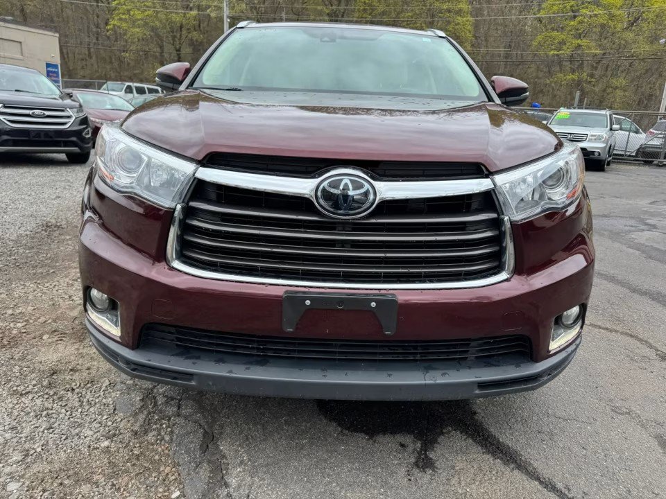 Used 2015 Toyota Highlander Limited Platinum AWD/4WD image 4
