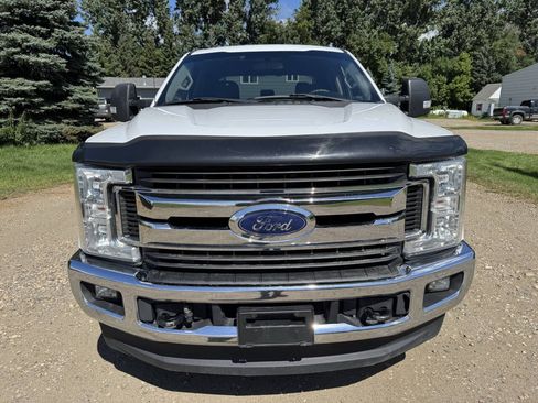 Used 2017 Ford F350 XLT w/ XLT Value Package AWD/4WD image 3