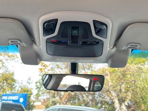 Used 2021 Subaru Outback Limited XT w/ Popular Package #2 image 25