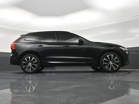Used 2024 Volvo XC60 B5 Plus AWD/4WD image 28