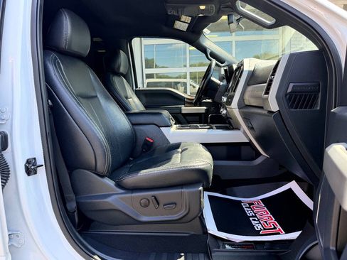Used 2022 Ford F250 Lariat w/ Lariat Ultimate Package AWD/4WD image 41