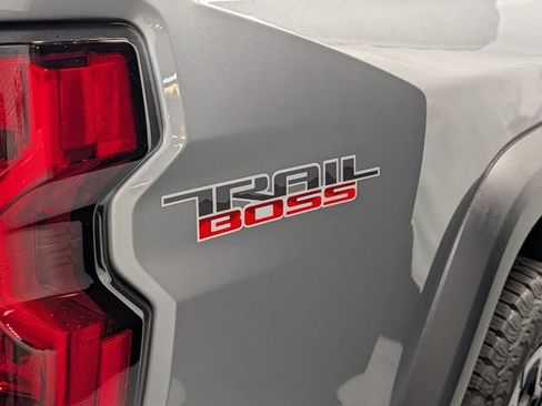 New 2026 Chevrolet Colorado Trail Boss AWD/4WD image 4
