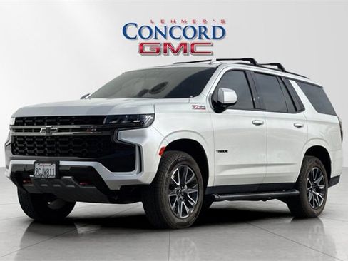 Used 2022 Chevrolet Tahoe Z71 w/ Luxury Package image 8