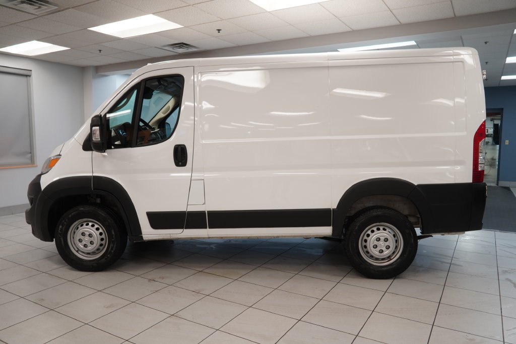 Used 2025 RAM ProMaster 1500 w/ Convenience Group FWD image 2