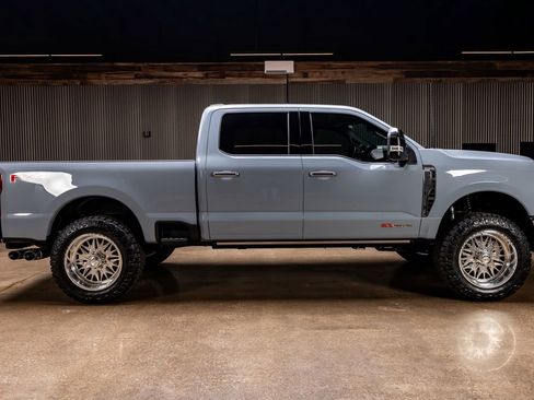 Used 2026 Ford F250 King Ranch w/ Chrome Package image 11