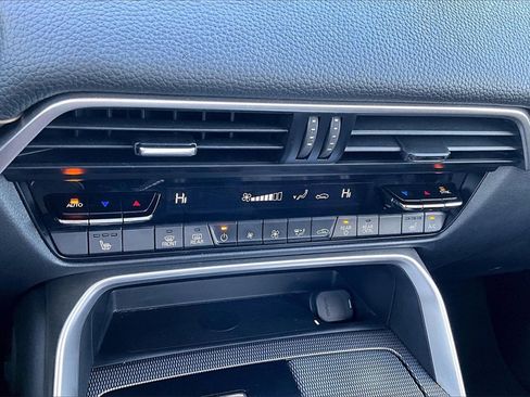 Certified 2025 MAZDA CX-70 3.3 Turbo w/ Preferred Package image 20