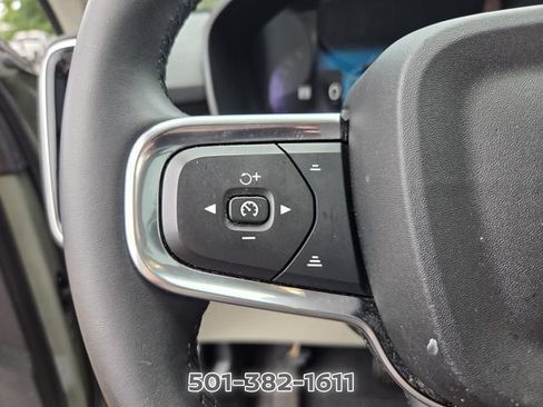 Used 2024 Volvo XC40 B5 Plus AWD/4WD image 26