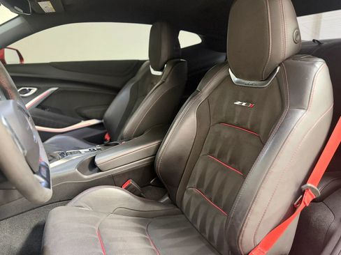 Used 2018 Chevrolet Camaro ZL1 RWD image 15