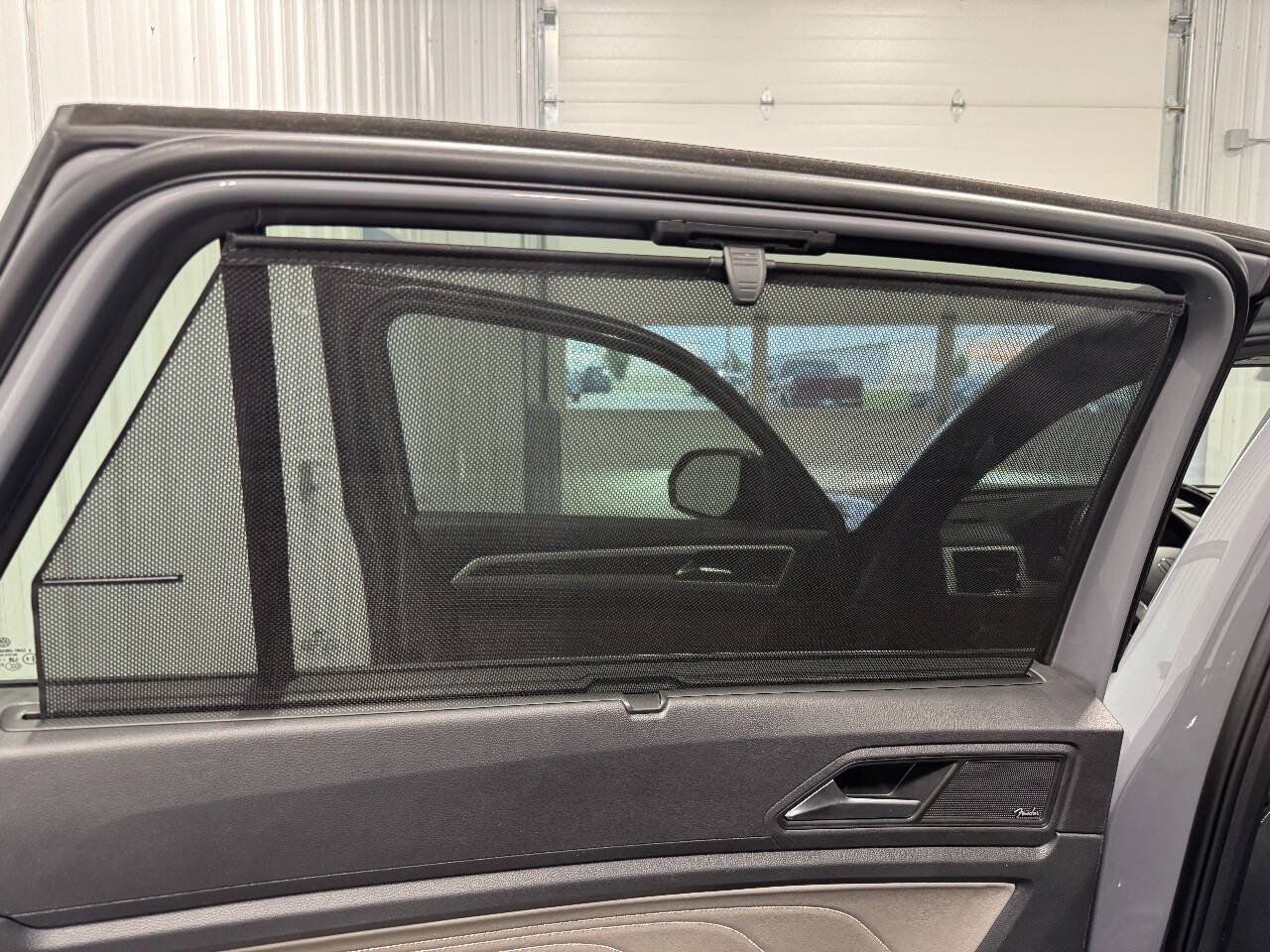 Used 2021 Volkswagen Atlas Cross Sport SEL Premium R-Line w/ Cross Sport MDO Package AWD/4WD image 15