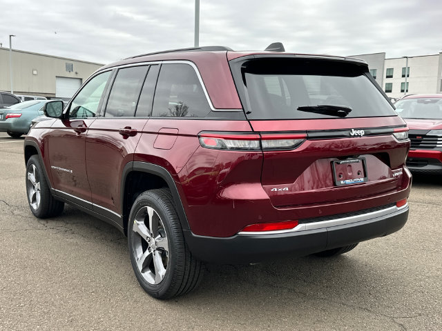 New 2026 Jeep Grand Cherokee Limited AWD/4WD image 4
