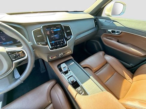 Used 2023 Volvo XC90 B6 Ultimate image 30