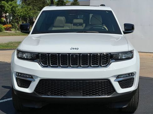 Used 2023 Jeep Grand Cherokee Limited w/ Luxury Tech Group II AWD/4WD image 49