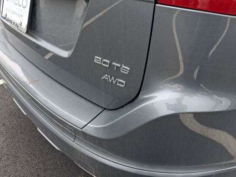 Used 2016 Volvo XC60 T6 w/ Proximity Package AWD/4WD image 5