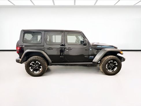 Used 2024 Jeep Wrangler Unlimited Rubicon 4xe w/ Safety Group AWD/4WD image 23