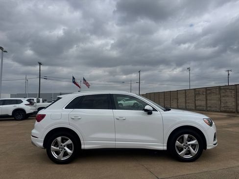 Used 2020 Audi Q3 2.0T Premium w/ Convenience Package AWD/4WD image 26