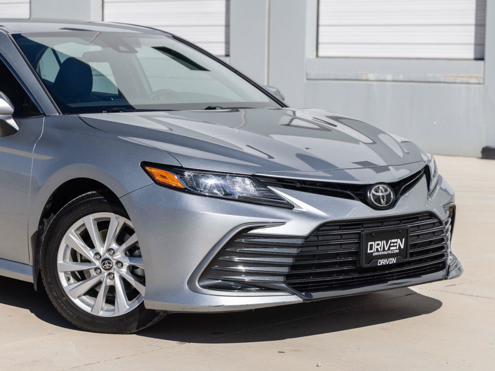 Used 2021 Toyota Camry LE w/ Cold Weather Package AWD/4WD image 8