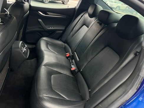 Used 2018 Maserati Ghibli GranSport image 20