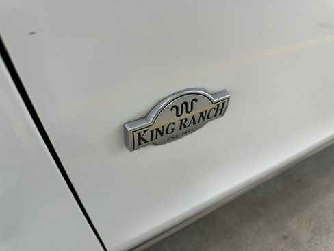 Used 2022 Ford Expedition Max King Ranch image 5