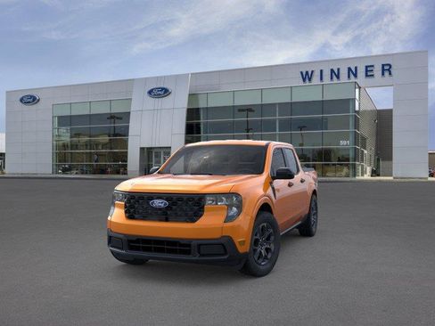 New 2026 Ford Maverick XLT w/ XLT Luxury Package FWD image 2