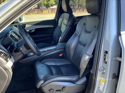 Used 2024 Volvo XC90 T8 Ultimate image 28