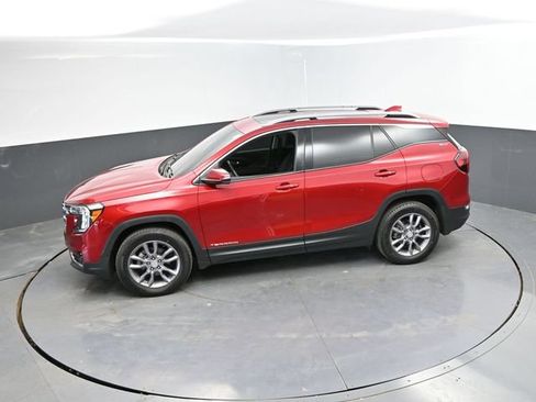 Used 2023 GMC Terrain SLT AWD/4WD image 37