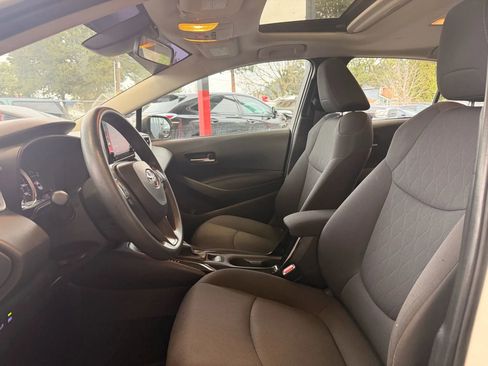 Used 2020 Toyota Corolla LE image 14