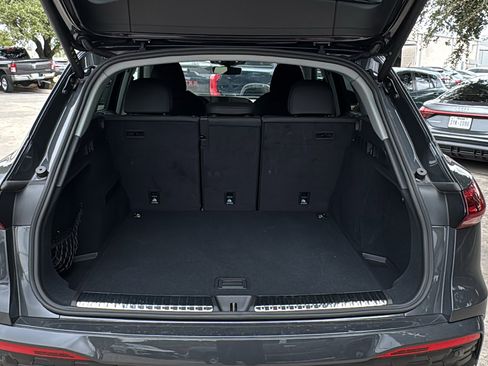 Certified 2025 Audi Q5 Premium Plus w/ Premium Plus image 22