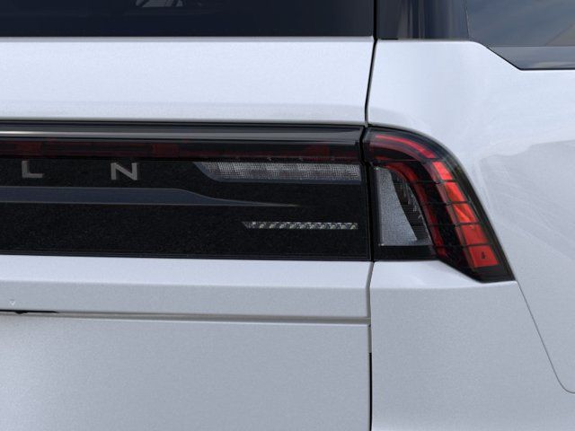 New 2026 Lincoln Navigator Reserve w/ Jet Appearance Package AWD/4WD image 21