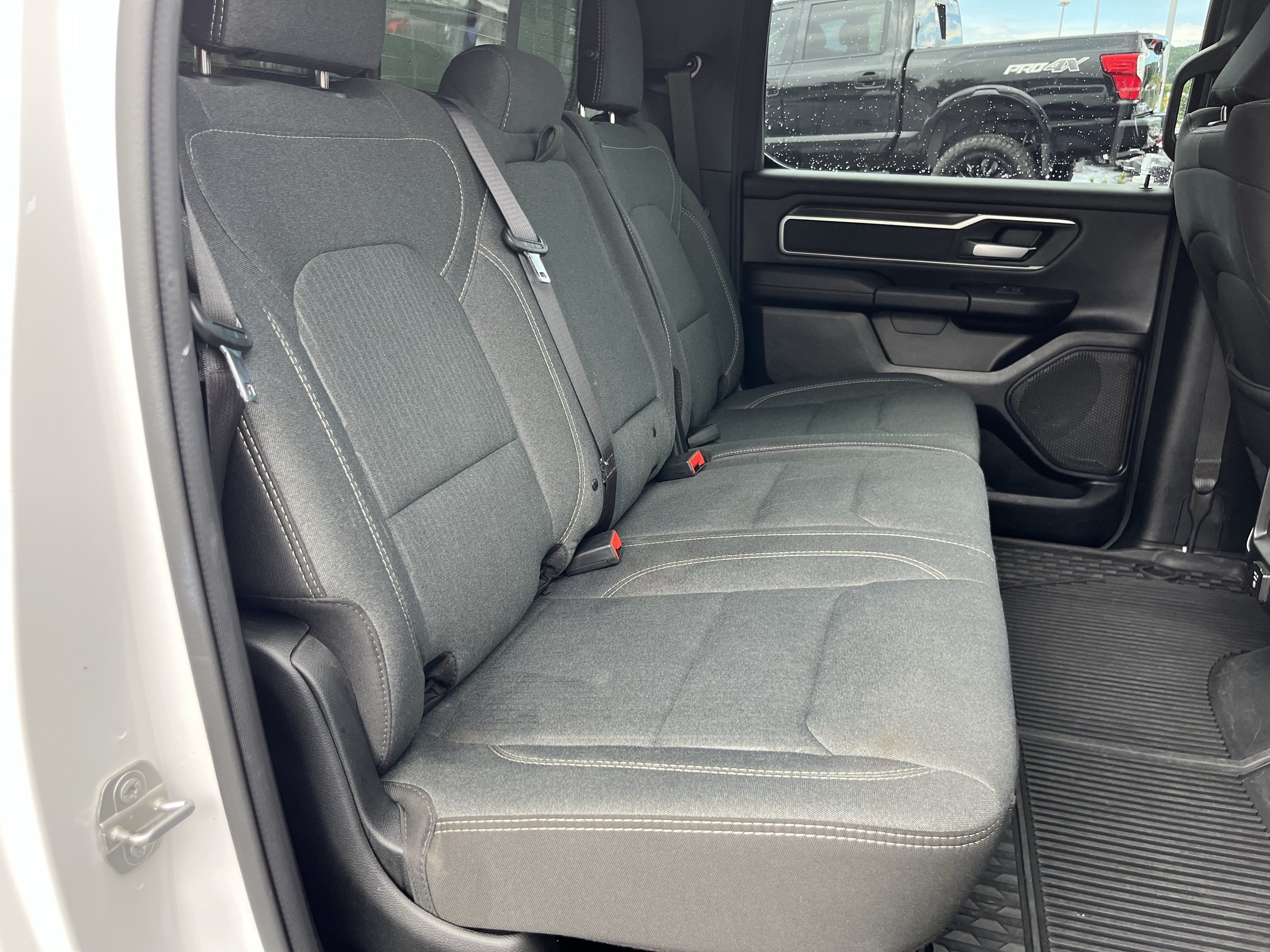 Used 2021 RAM 1500 Big Horn AWD/4WD image 4