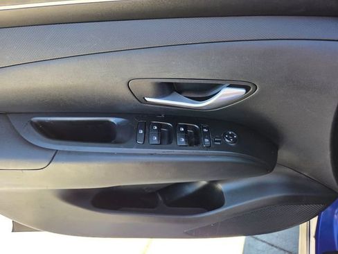 Used 2022 Hyundai Tucson SE w/ Cargo Package AWD/4WD image 17