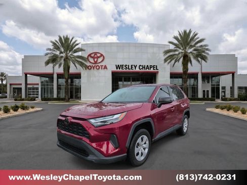 Used 2024 Toyota RAV4 LE FWD image 1