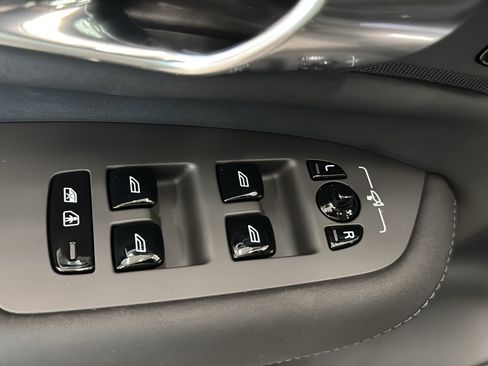 New 2026 Volvo XC90 B5 Core AWD/4WD image 22